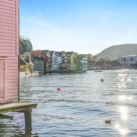 Ocean-view Haven: Take A Swim From Your Window!