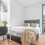 Apartmán Ocean-view Haven: Take A Swim From Your Window! Bergen